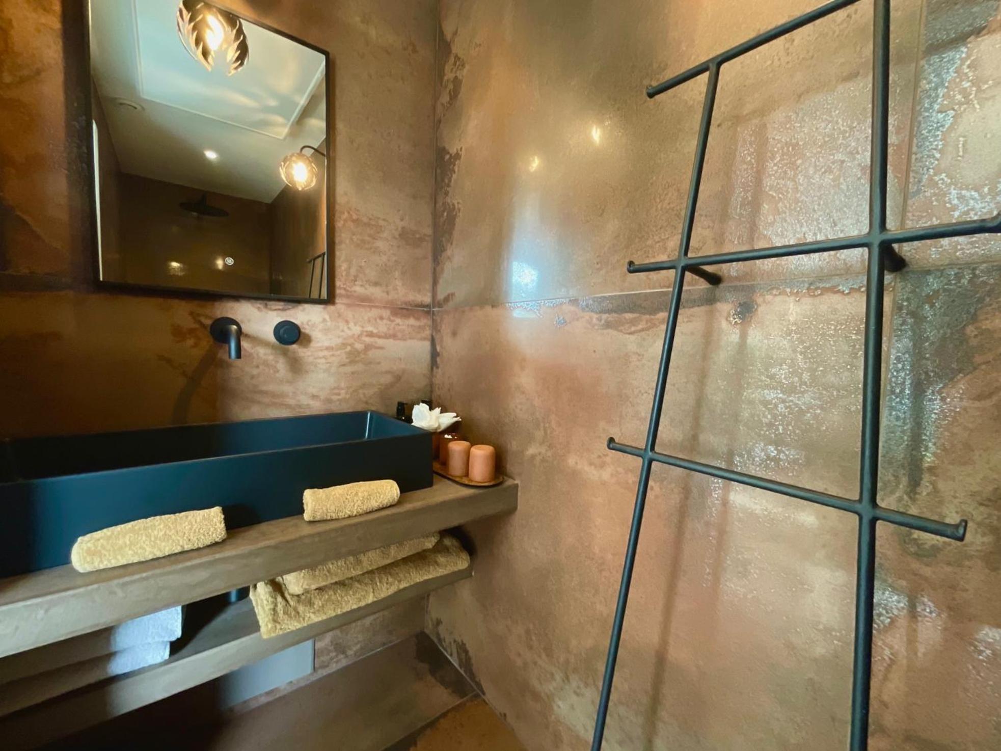 Provence Km28 Bed & Breakfast Горд Екстериор снимка