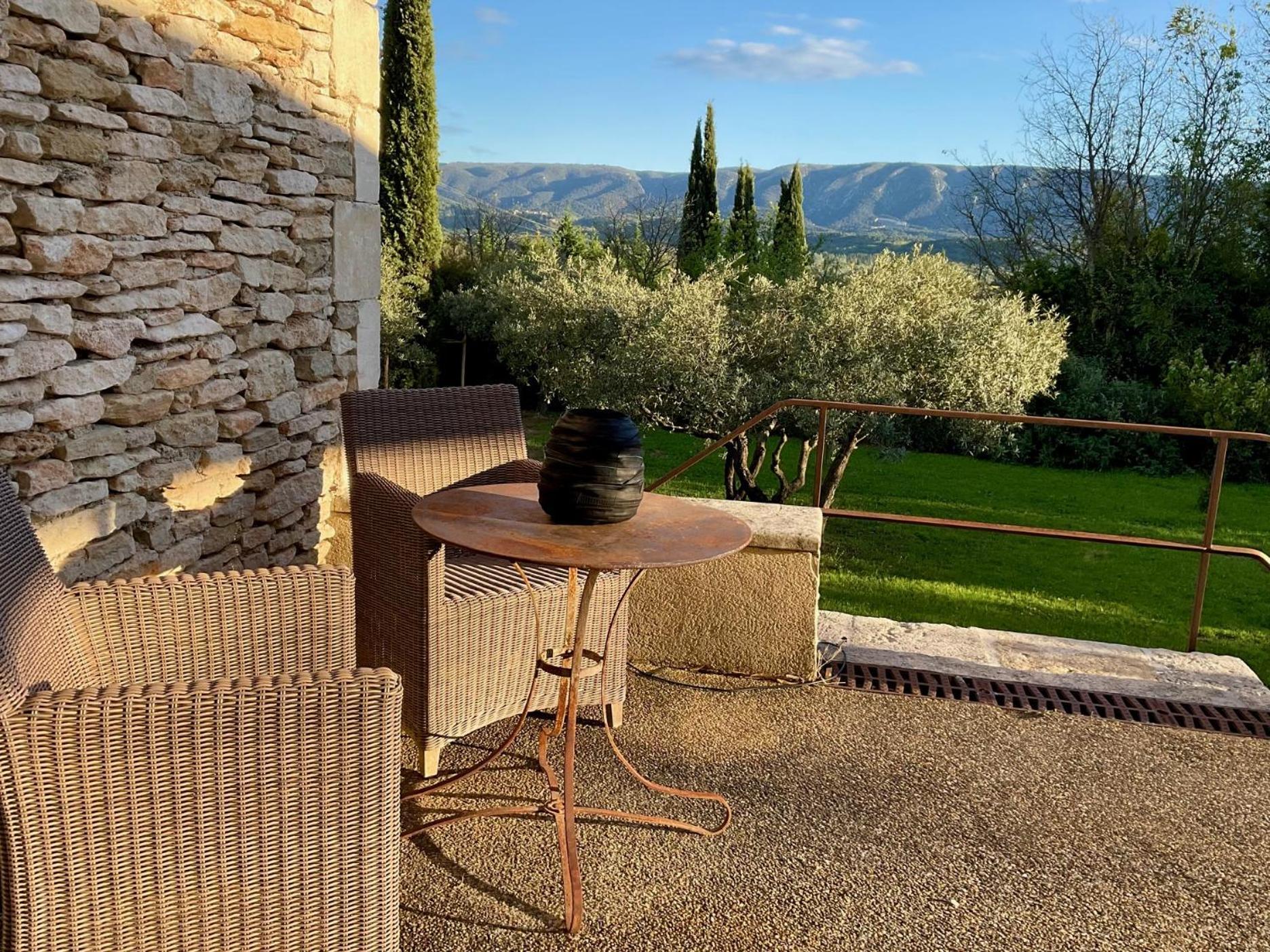 Provence Km28 Bed & Breakfast Горд Екстериор снимка