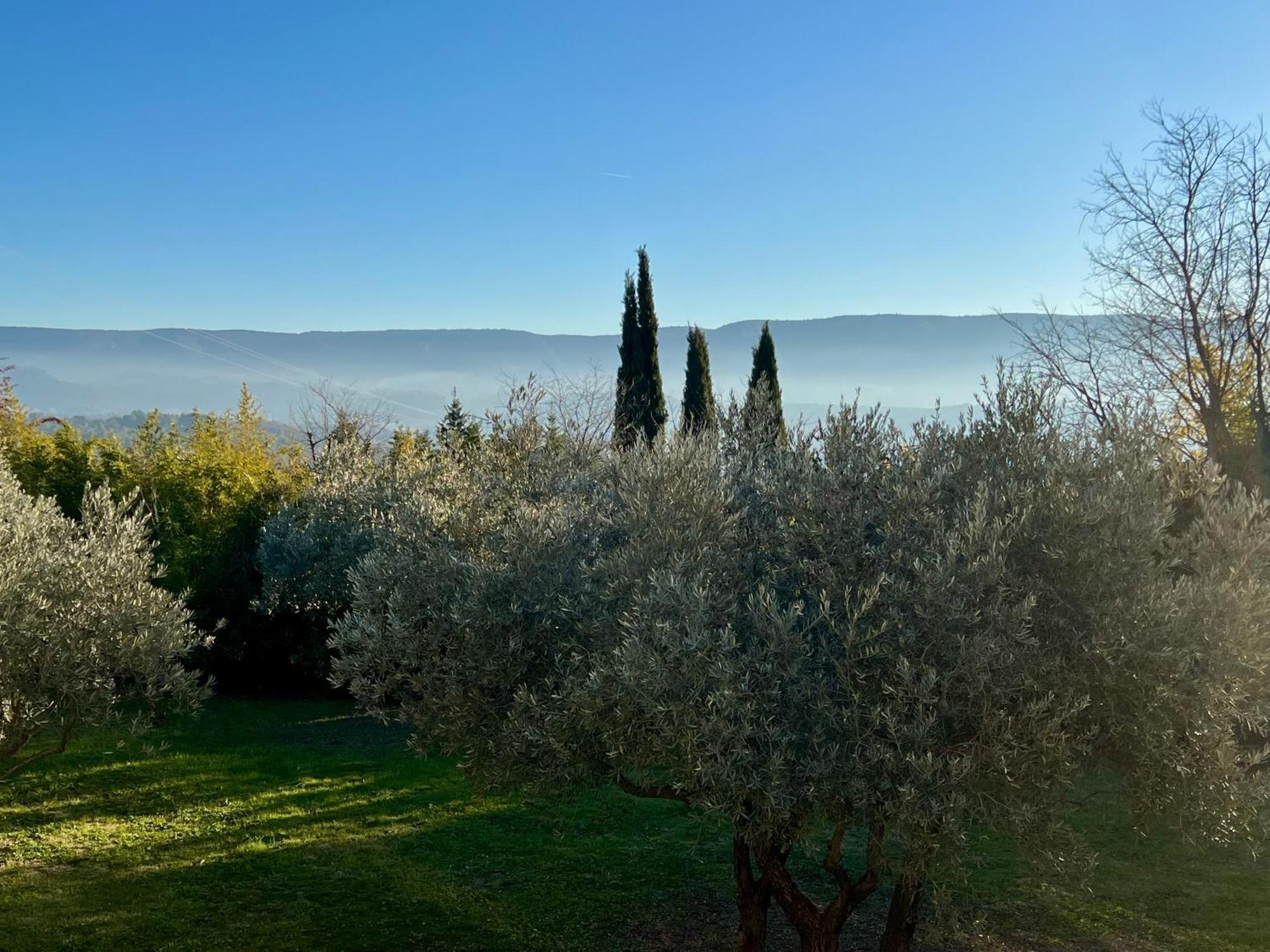Provence Km28 Bed & Breakfast Горд Екстериор снимка