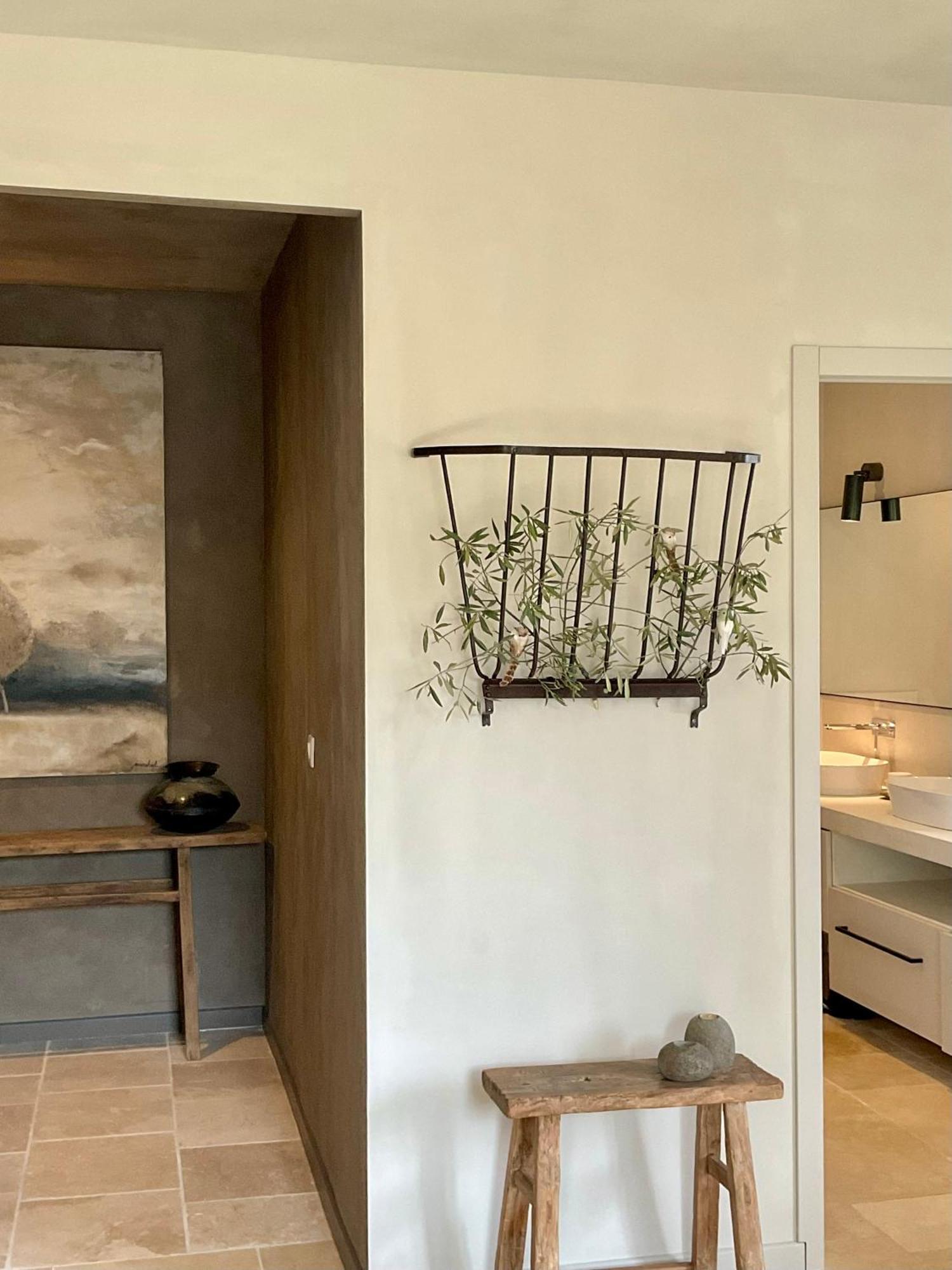Provence Km28 Bed & Breakfast Горд Екстериор снимка